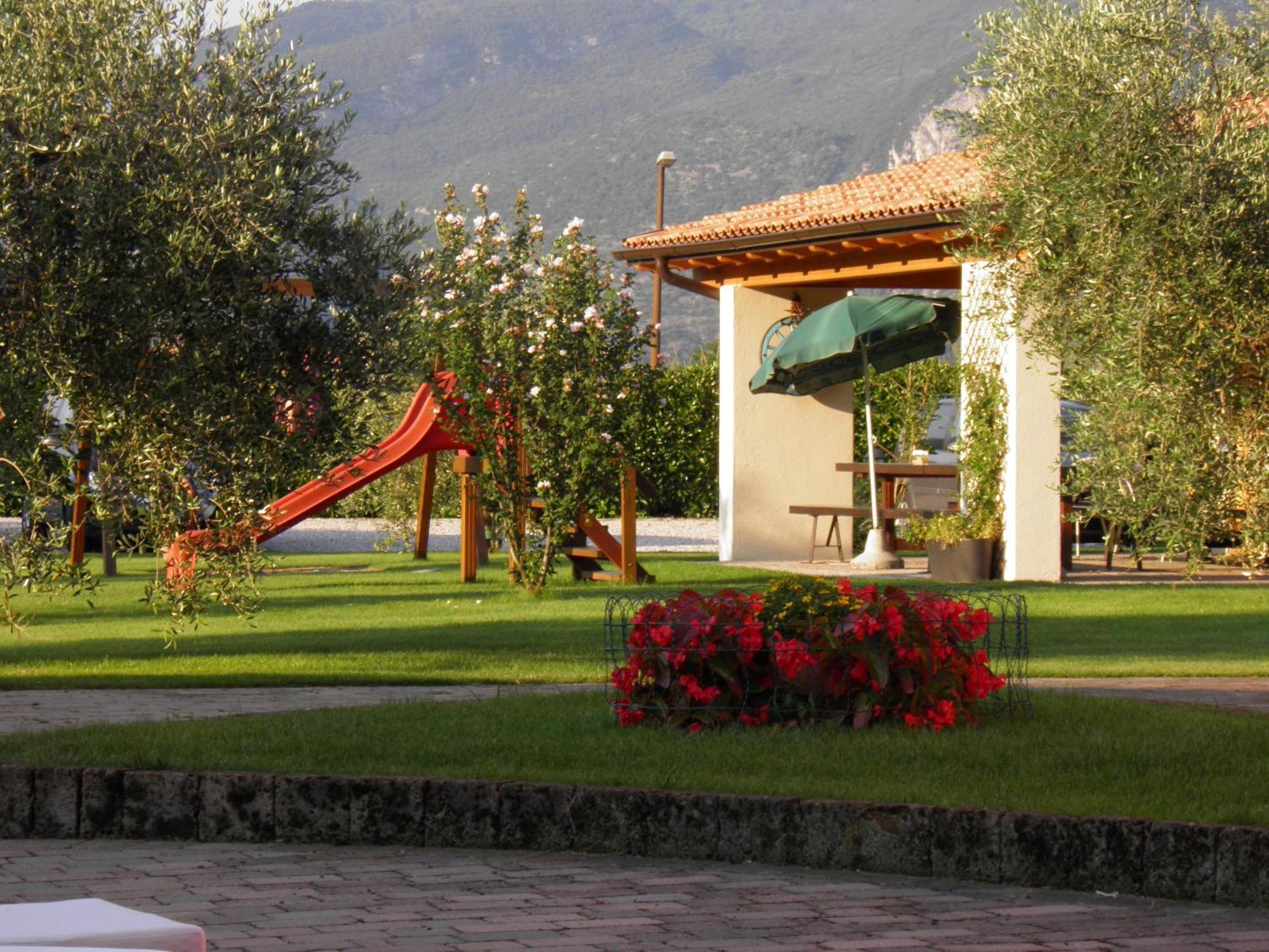 Villa Agritur La Cort Arco Exterior foto